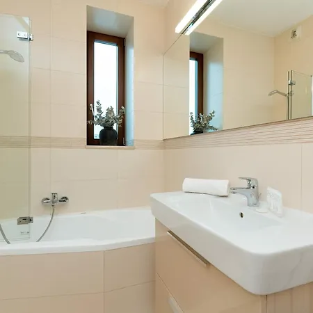 アパート Sea Towers Luxury With Parking & Balcony Near The Bay By Renters Prestige グディニャ