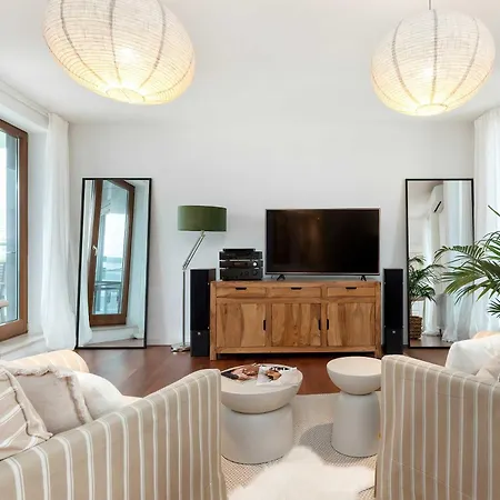 Sea Towers Luxury With Parking & Balcony Near The Bay By Renters Prestige * Gdynia